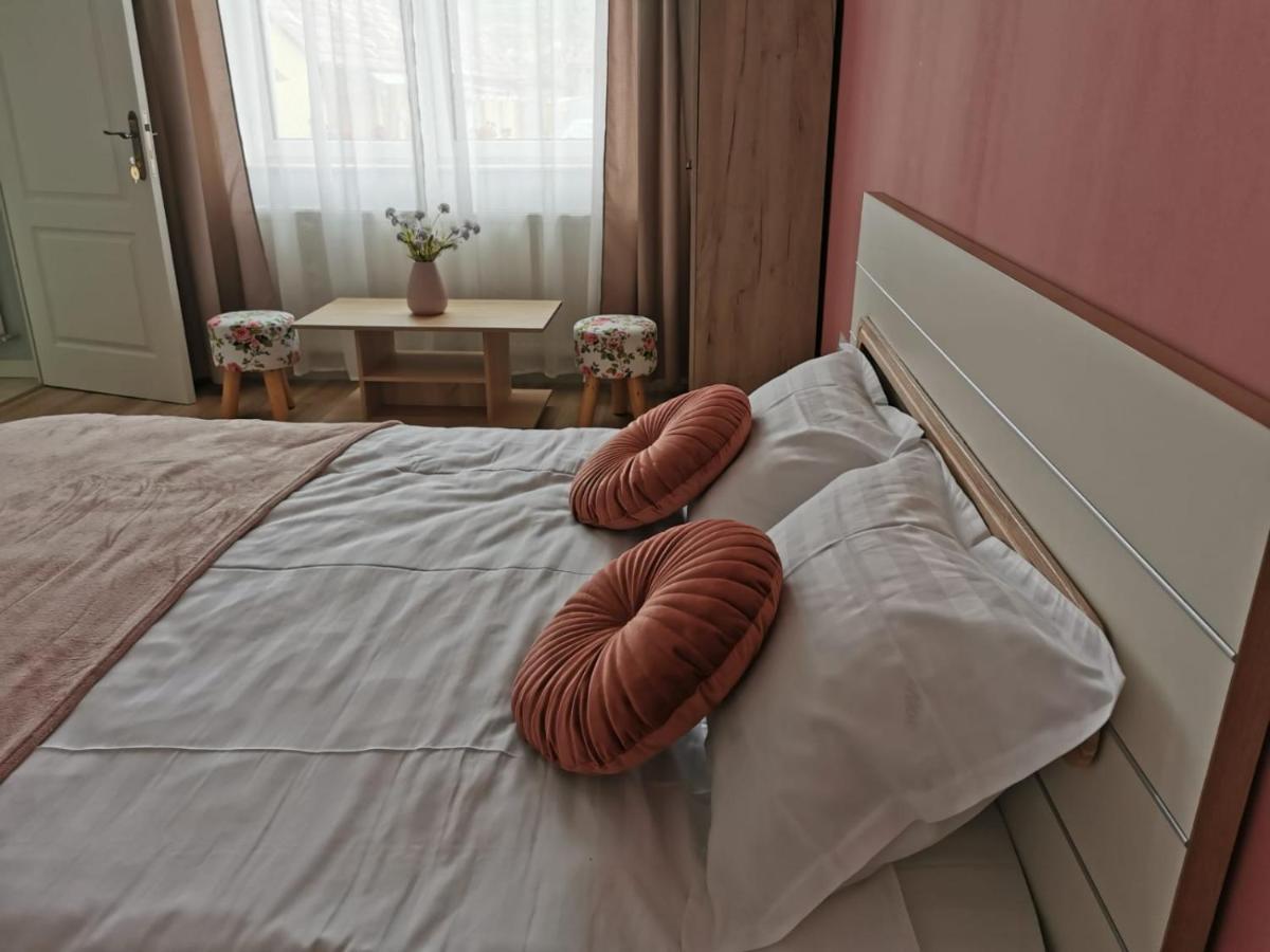 Edith'S House Турда Екстериор снимка