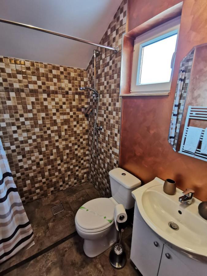 Edith'S House Турда Екстериор снимка
