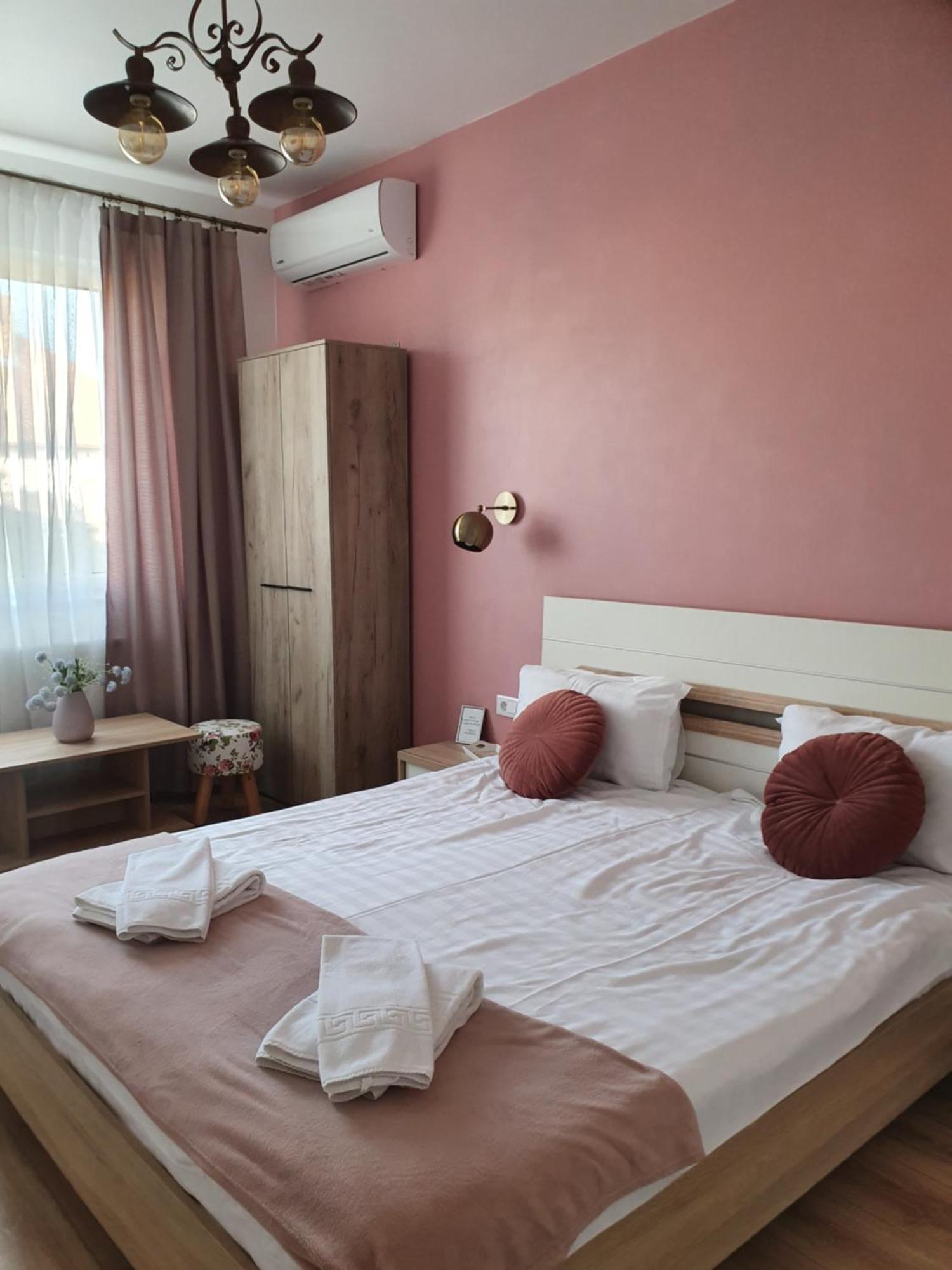 Edith'S House Турда Екстериор снимка